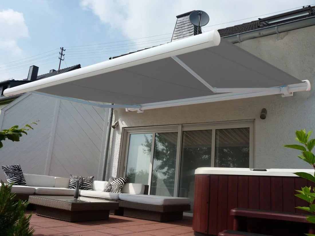 Electric full cassette awning 600 x 300 cm
